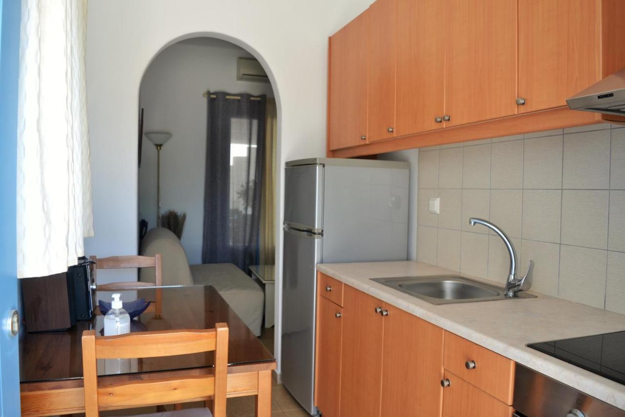 Mer Bleu Apartments Ambelas Exterior photo